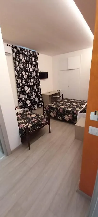 Albano Station Rooms Pavona Bed & Breakfast