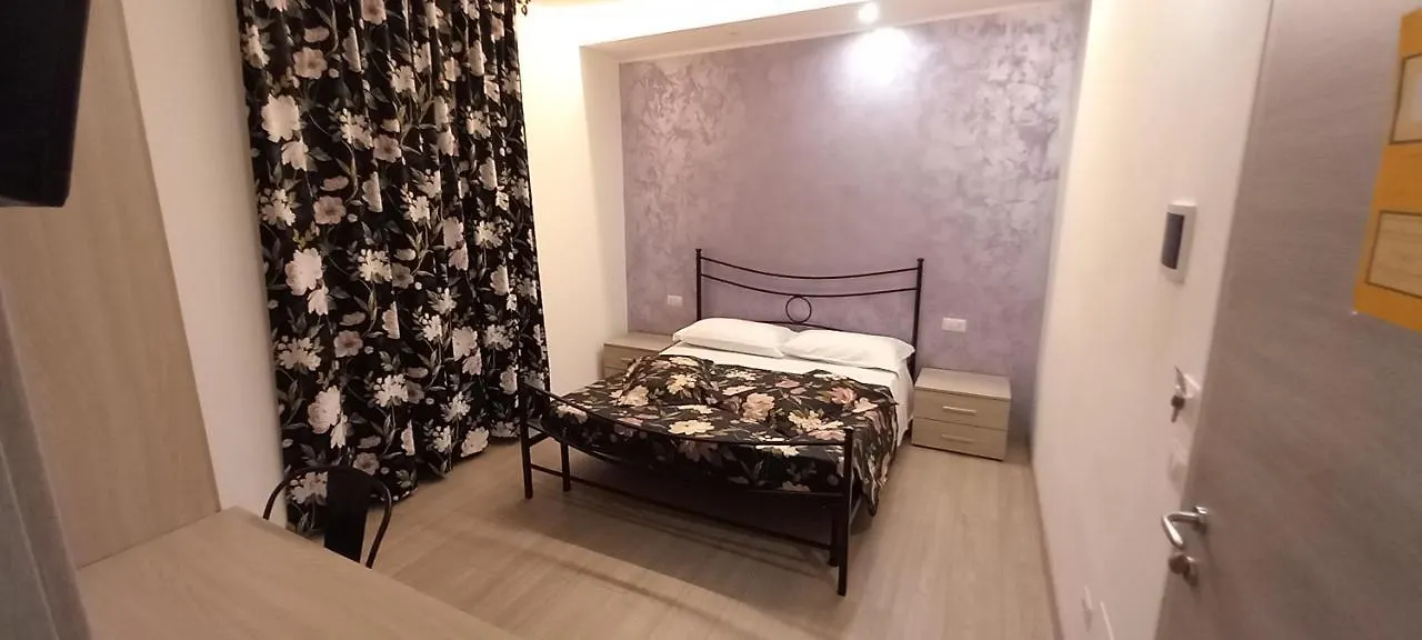 Pavona Albano Station Rooms איטליה